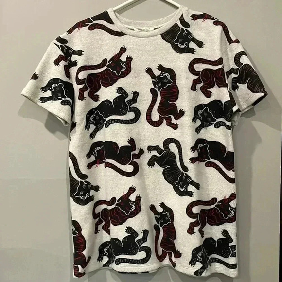 Zara Trafaluc Tiger  Oversized Short Sleeve Sweater size small - Picture 2 of 8